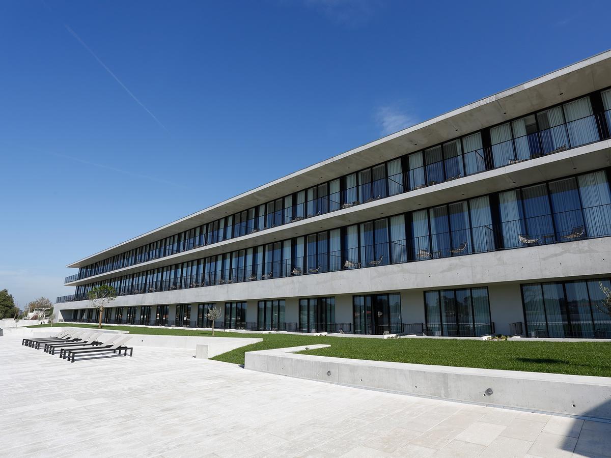 Montebelo Vista Alegre Ilhavo Hotel Exterior photo The new building of the University of Novi Sad
